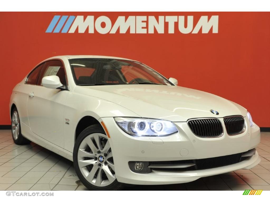 Mineral White Metallic BMW 3 Series