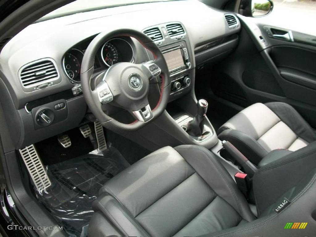 Titan Black Leather Interior 2010 Volkswagen GTI 2 Door Photo #48825390