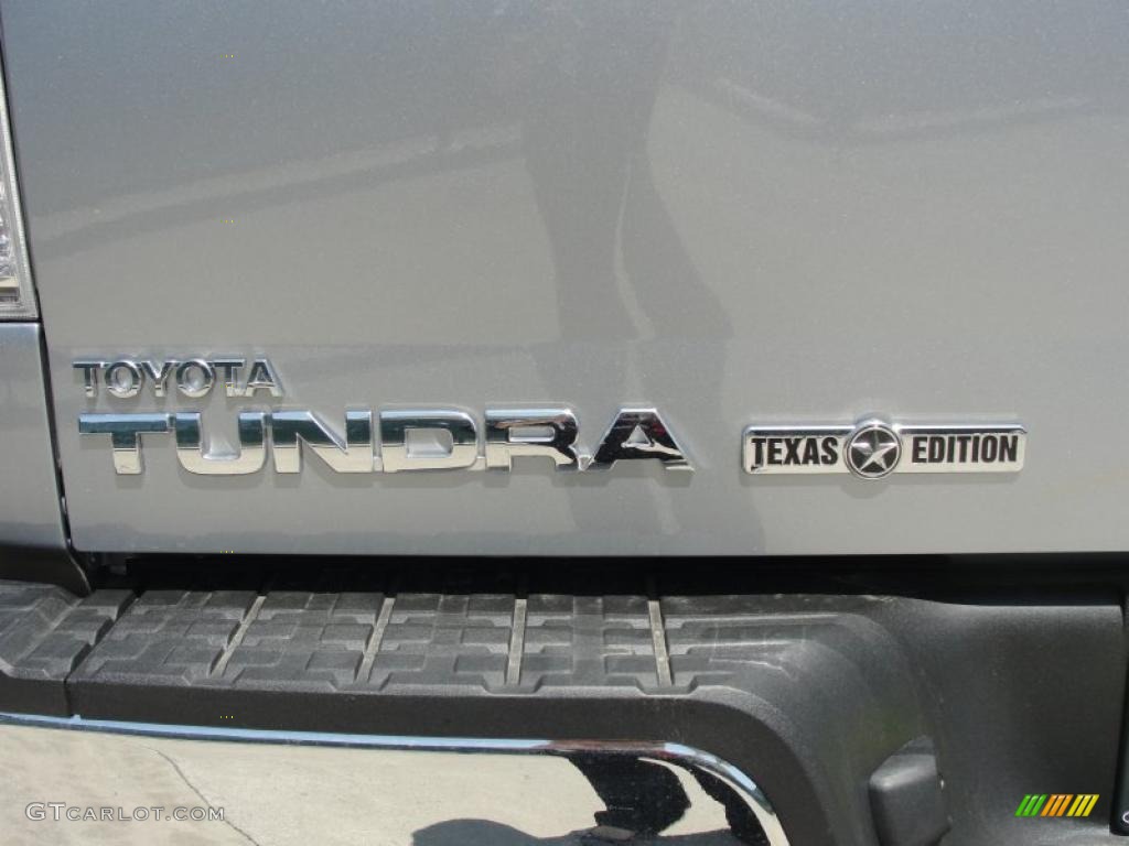 2011 Tundra Texas Edition CrewMax - Silver Sky Metallic / Graphite Gray photo #18