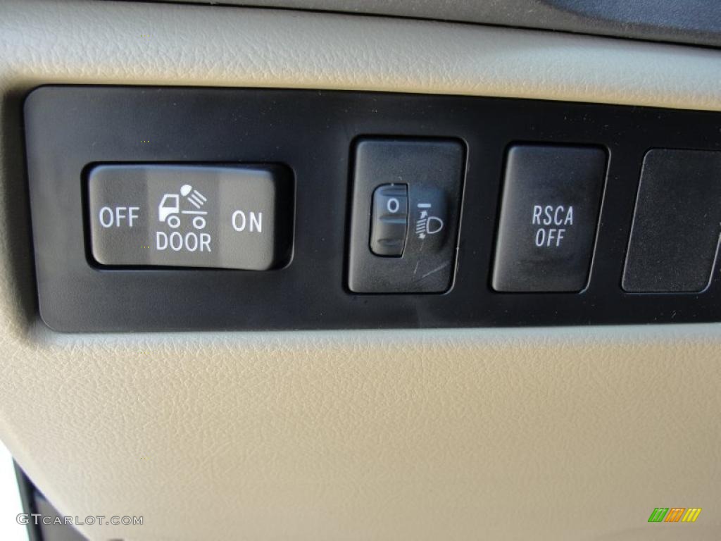 2011 Toyota Tundra CrewMax 4x4 Controls Photo #48826890