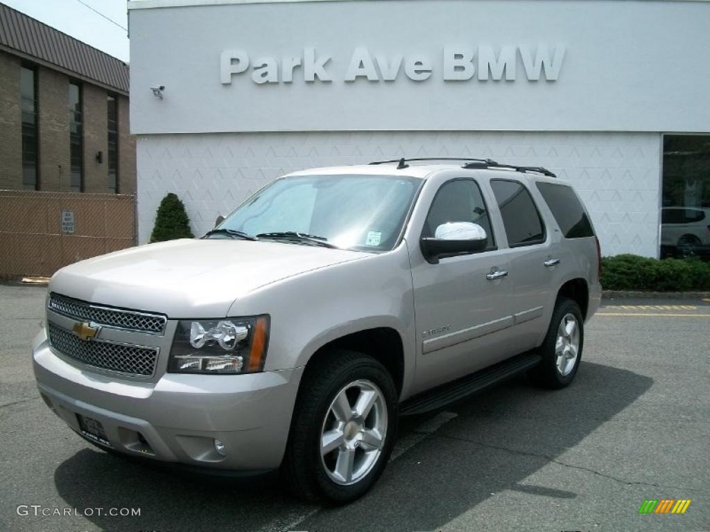 Silver Birch Metallic Chevrolet Tahoe