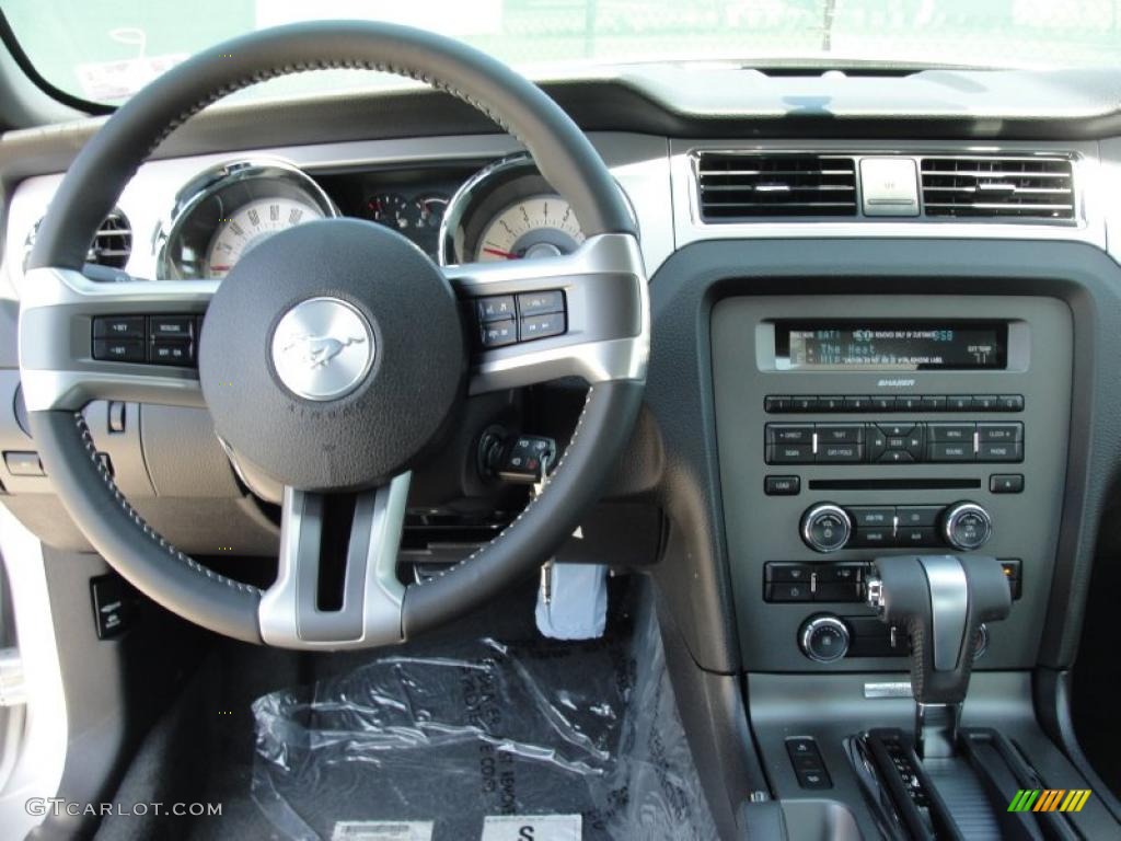 2012 Ford Mustang V6 Mustang Club of America Edition Coupe Charcoal Black Dashboard Photo #48827311