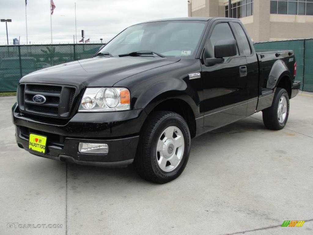 2004 F150 STX Regular Cab 4x4 - Black / Dark Flint photo #7