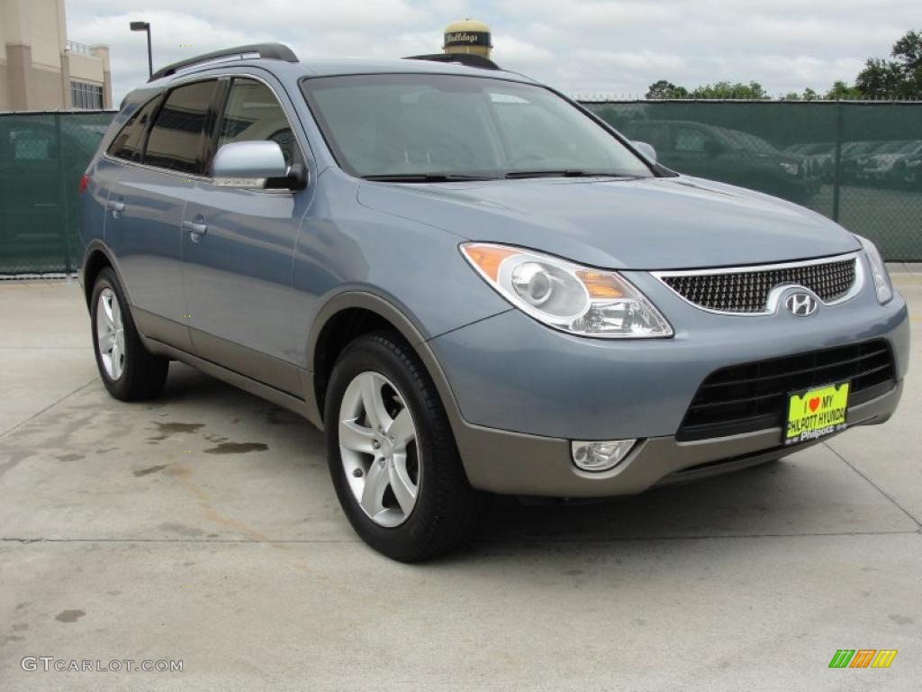 Blue Titanium Metallic Hyundai Veracruz
