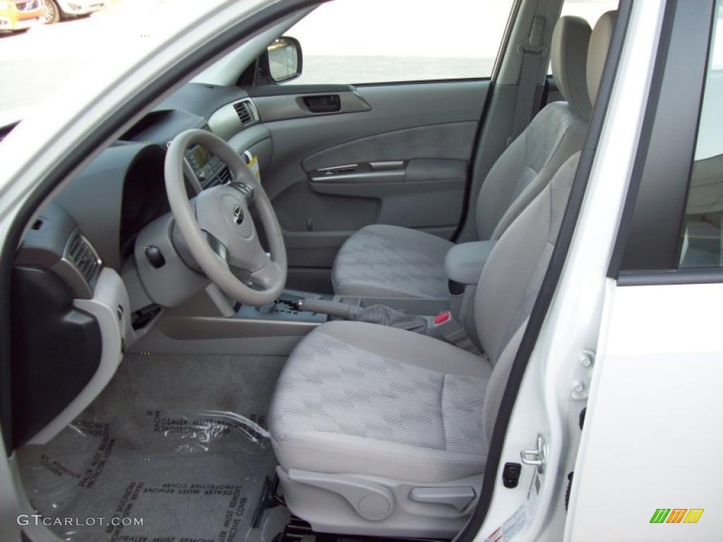 Platinum Interior 2010 Subaru Forester 2.5 X Photo #48831678