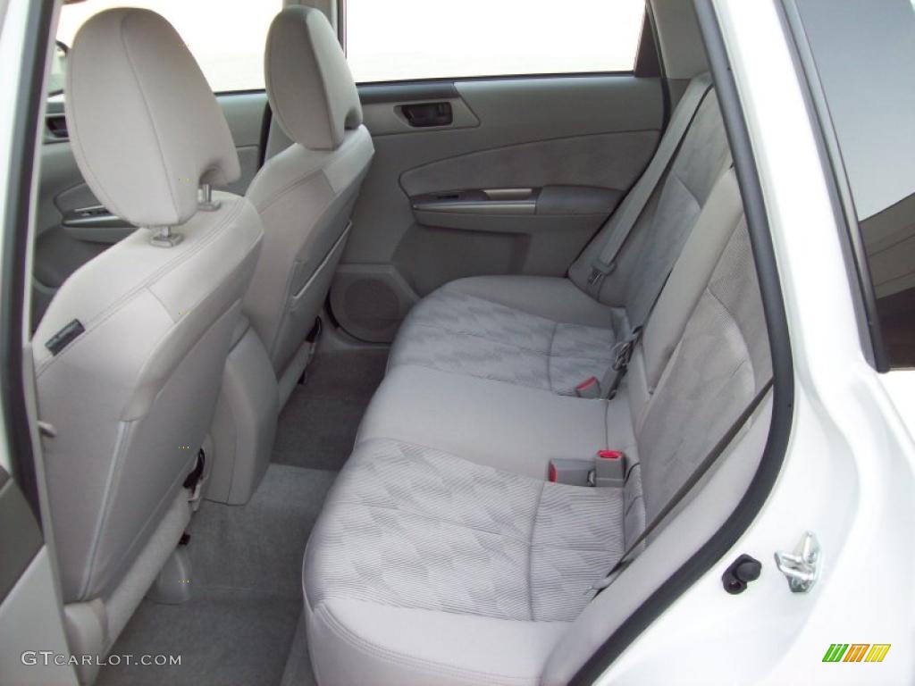 Platinum Interior 2010 Subaru Forester 2.5 X Photo #48831693