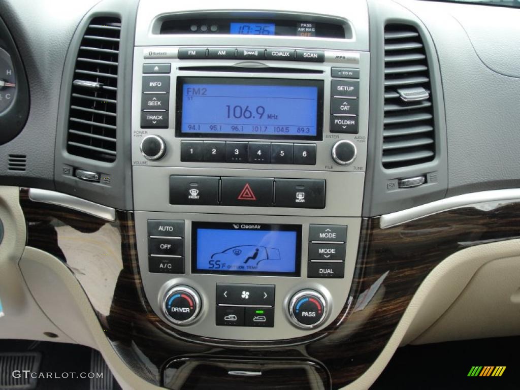 2010 Hyundai Santa Fe Limited Controls Photo #48833784