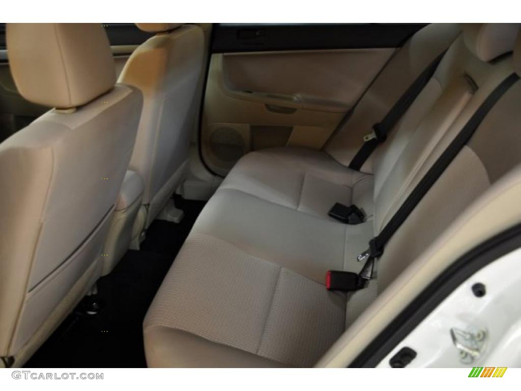 2010 Lancer ES - Wicked White Metallic / Beige photo #13