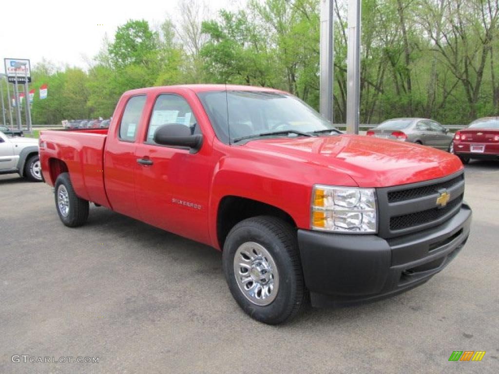 2011 Silverado 1500 LS Extended Cab 4x4 - Victory Red / Dark Titanium photo #7