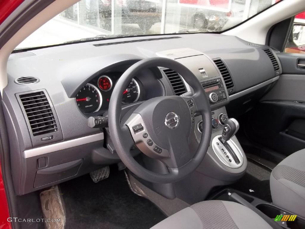 2010 Nissan Sentra 2.0 SR Charcoal Dashboard Photo #48837246