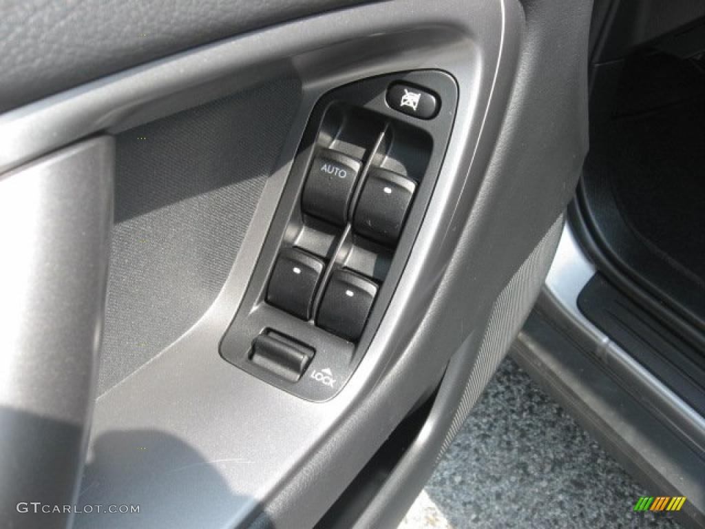 2009 Outback 2.5i Wagon - Quartz Silver Metallic / Off Black photo #23