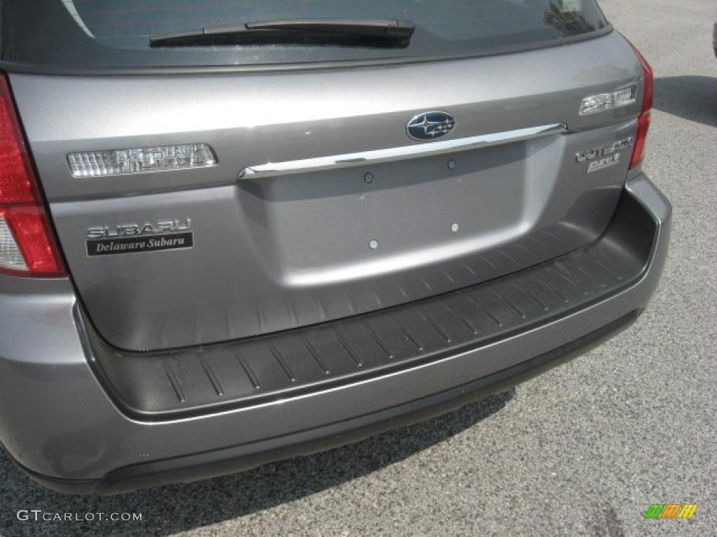 2009 Outback 2.5i Wagon - Quartz Silver Metallic / Off Black photo #44