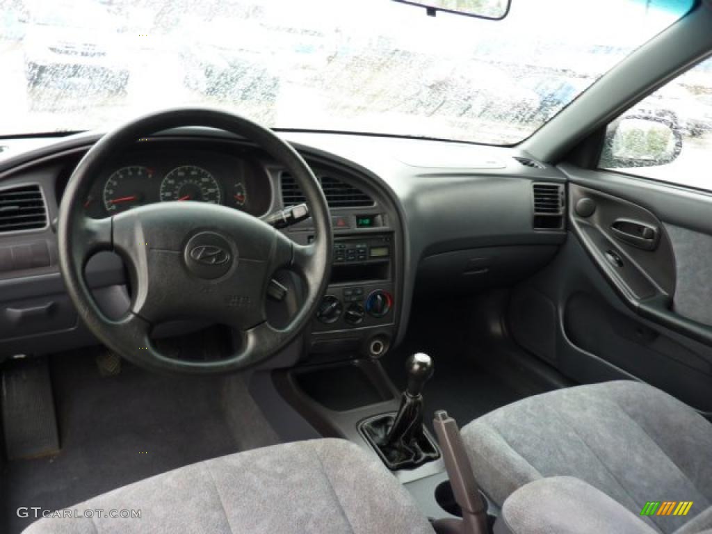 2002 Elantra GLS Sedan - Midnight Gray / Gray photo #10
