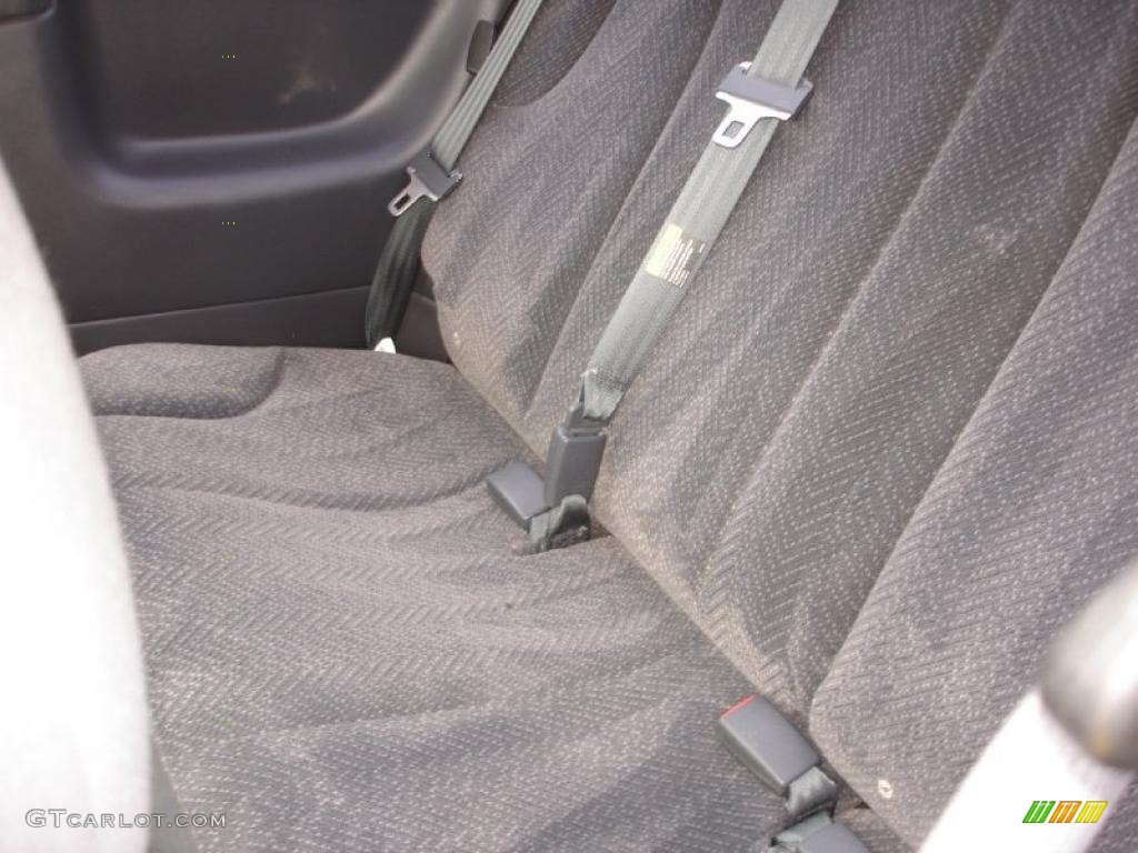 Graphite Gray Interior 2005 Chevrolet Cavalier LS Sport Coupe Photo #48843474