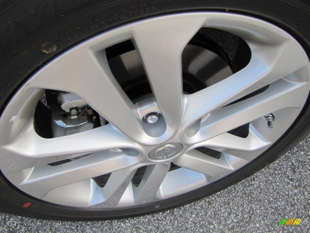 2011 Nissan Juke SV Wheel Photo #48843500