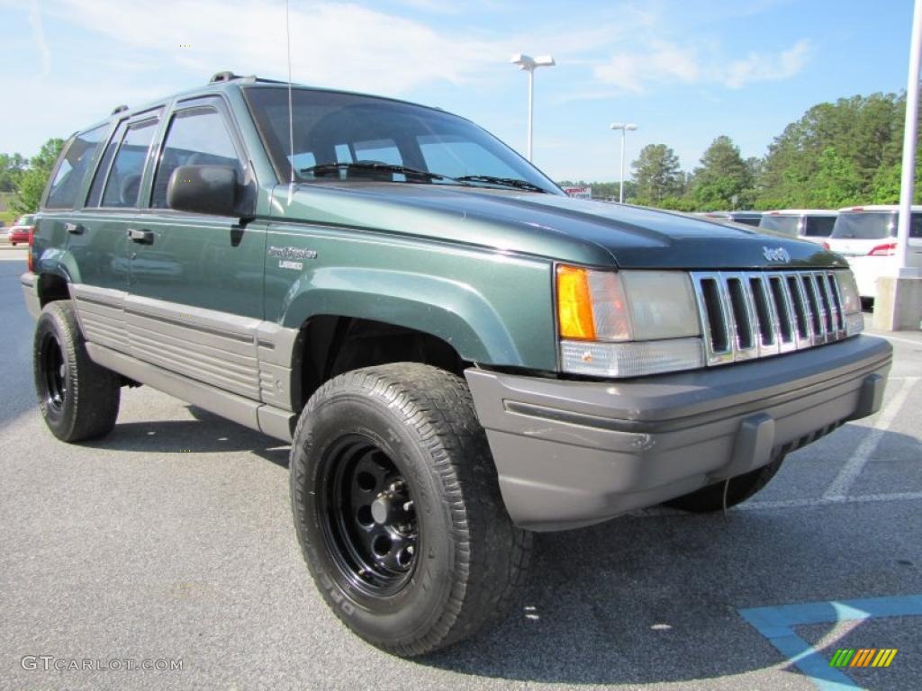 1994 Grand Cherokee Laredo - Everglade Green Pearl / Agate Black photo #7