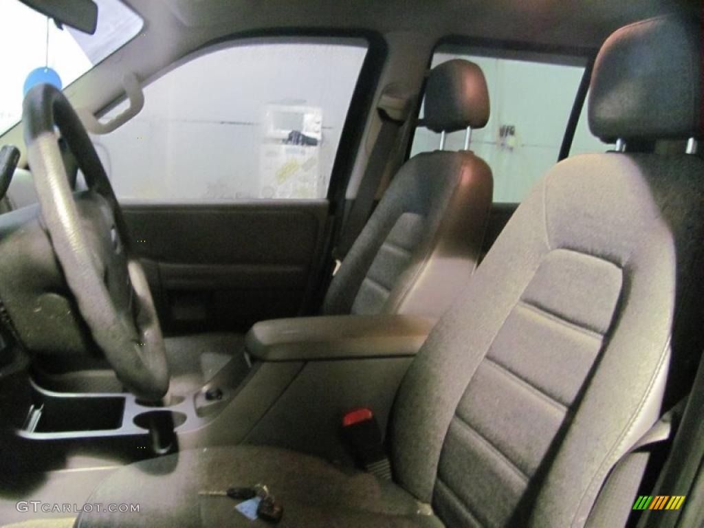 2003 Explorer XLS 4x4 - True Blue Metallic / Medium Parchment Beige photo #4