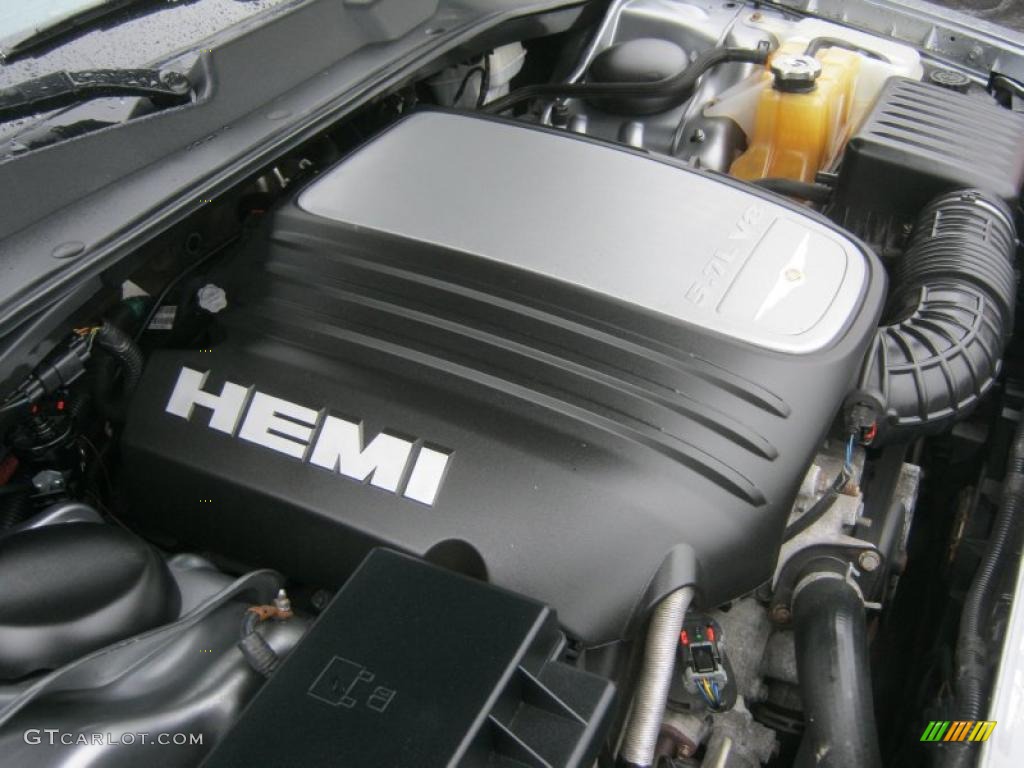 2006 Chrysler 300 C HEMI AWD 5.7 Liter HEMI OHV 16-Valve V8 Engine Photo #48846277