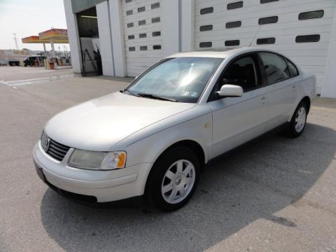 Volkswagen Passat 2000 Data, Volkswagen Passat Wagon 2000. Volkswagen Passat 2000 Data,