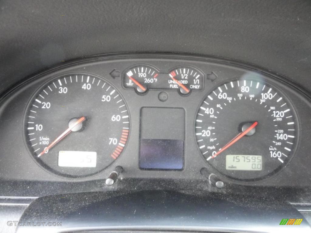 2000 Volkswagen Passat GLS 1.8T Sedan Gauges Photos
