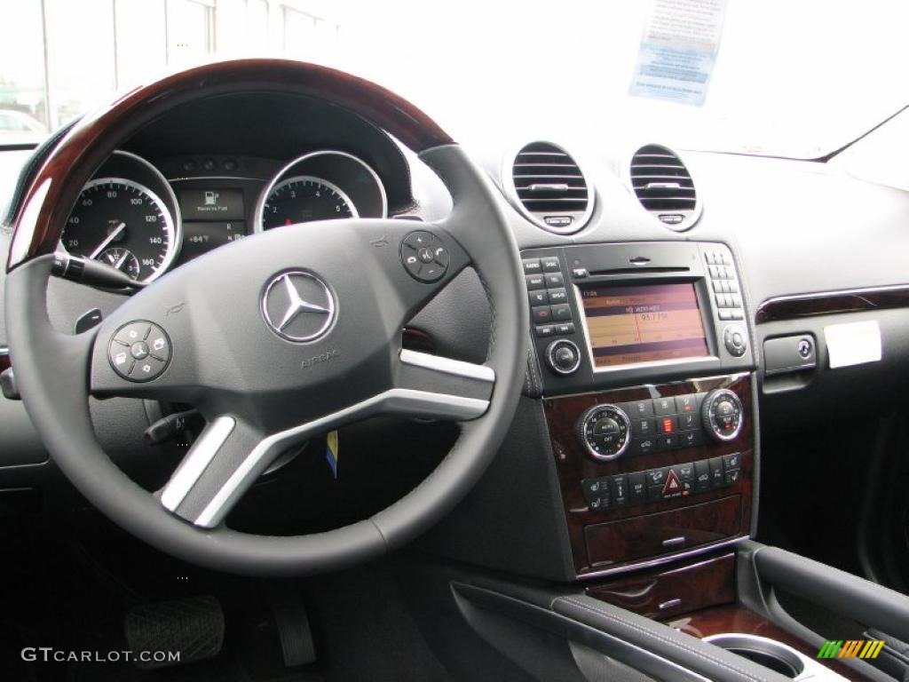 Black Interior 2011 Mercedes-Benz GL 550 4Matic Photo #48848086