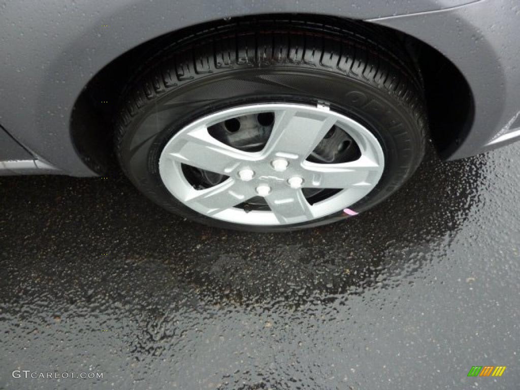 2011 Chevrolet Aveo LT Sedan Wheel Photo #48850495