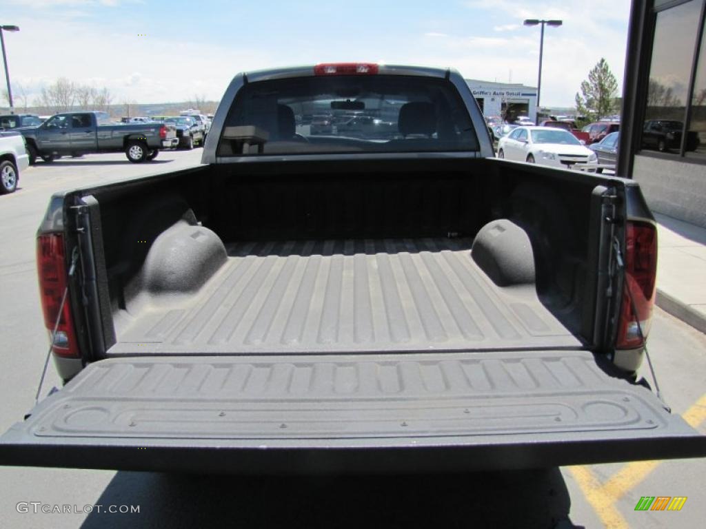 2005 Ram 1500 ST Regular Cab 4x4 - Mineral Gray Metallic / Dark Slate Gray photo #23