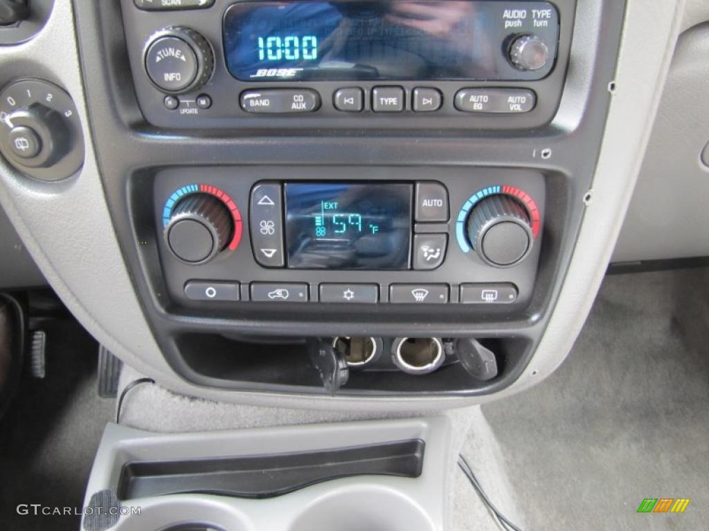 2005 Chevrolet TrailBlazer EXT LT 4x4 Controls Photo #48853411