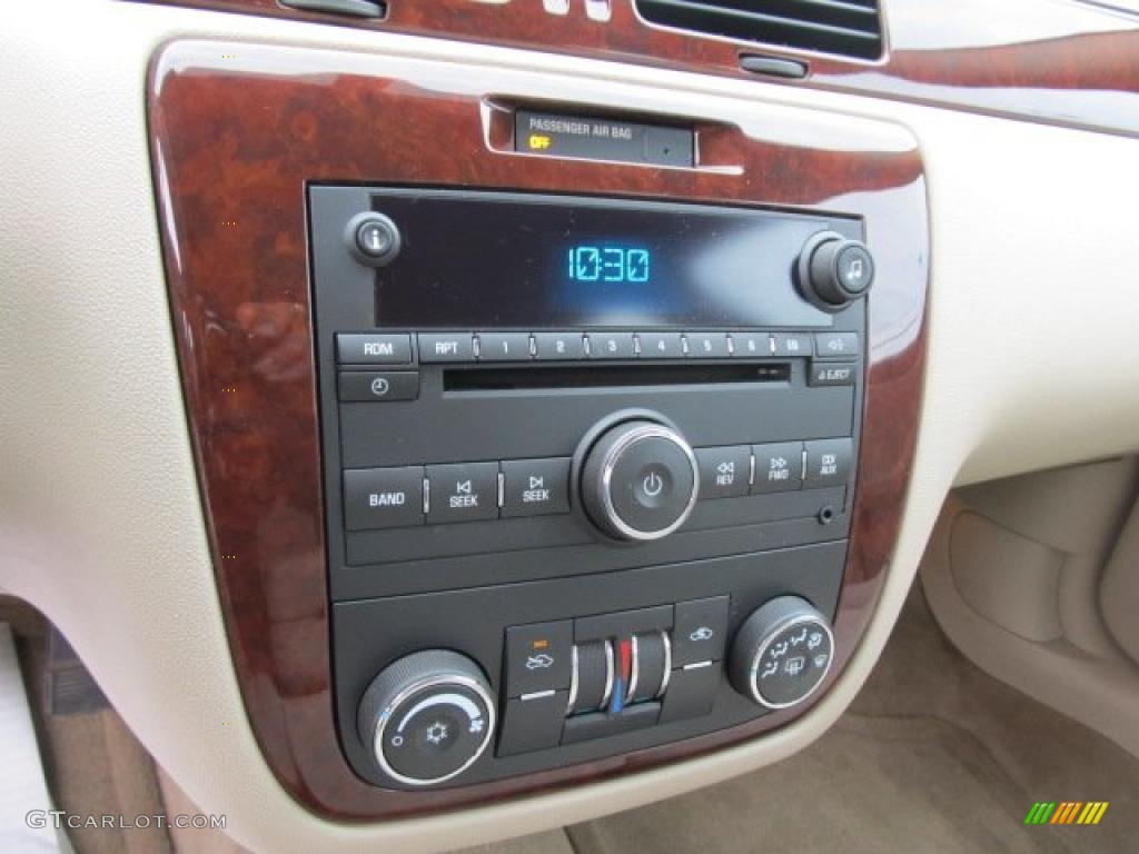 2007 Chevrolet Impala LT Controls Photo #48854344