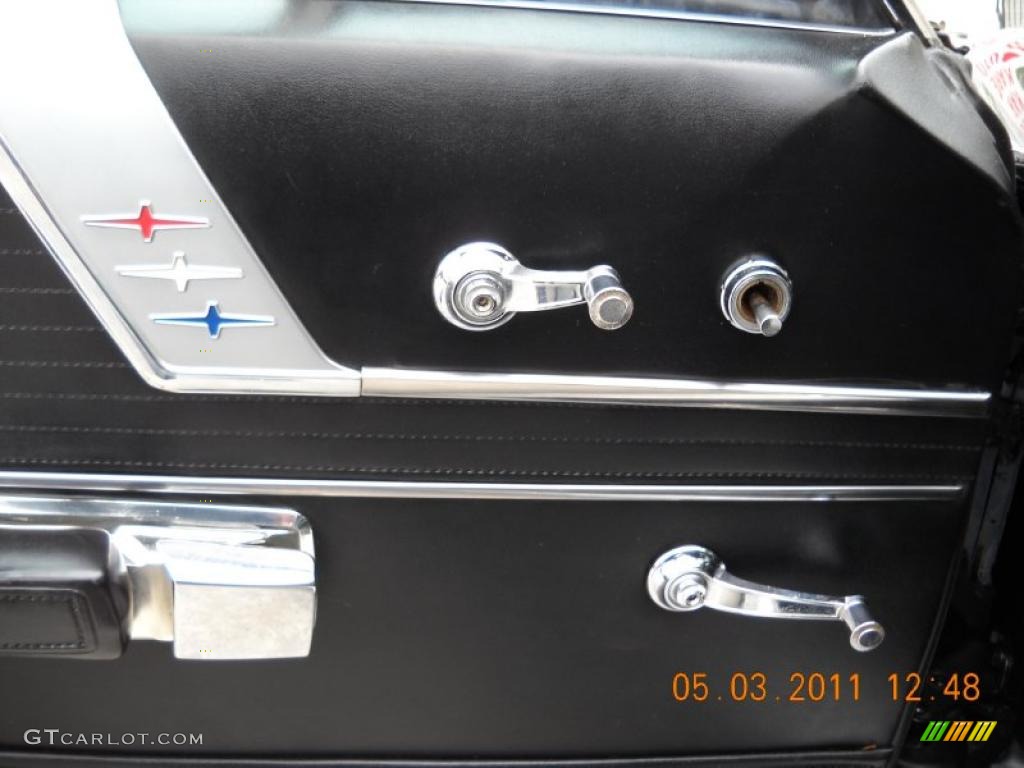 1966 Chrysler 300 2-Door Hardtop Controls Photo #48856423