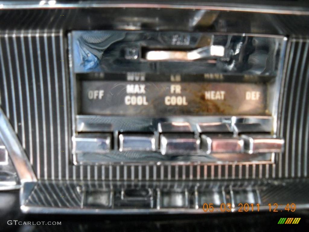 1966 Chrysler 300 2-Door Hardtop Controls Photo #48856486