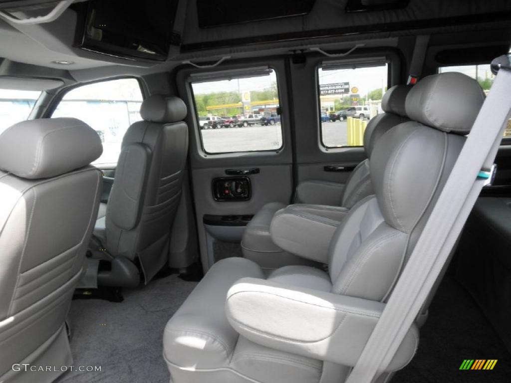 2010 Savana Van LS 1500 Passenger Conversion - Onyx Black / Medium Pewter photo #14