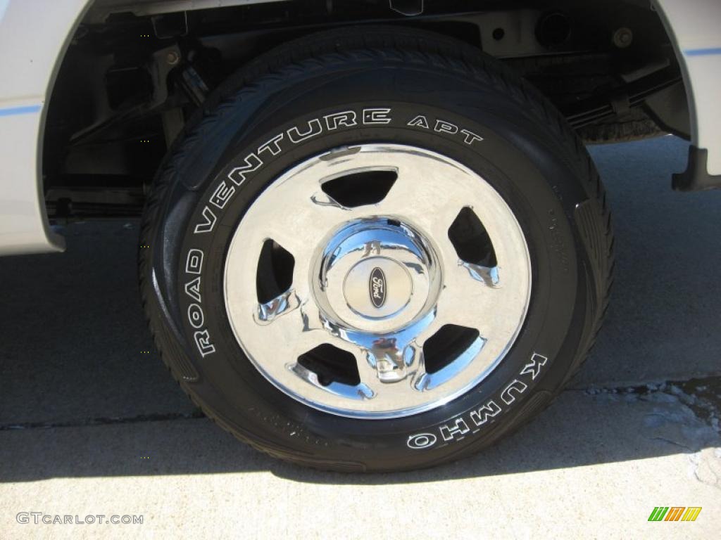 2005 F150 XL Regular Cab - Silver Metallic / Medium Flint Grey photo #15