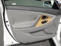 Super White - Camry XLE Photo No. 8