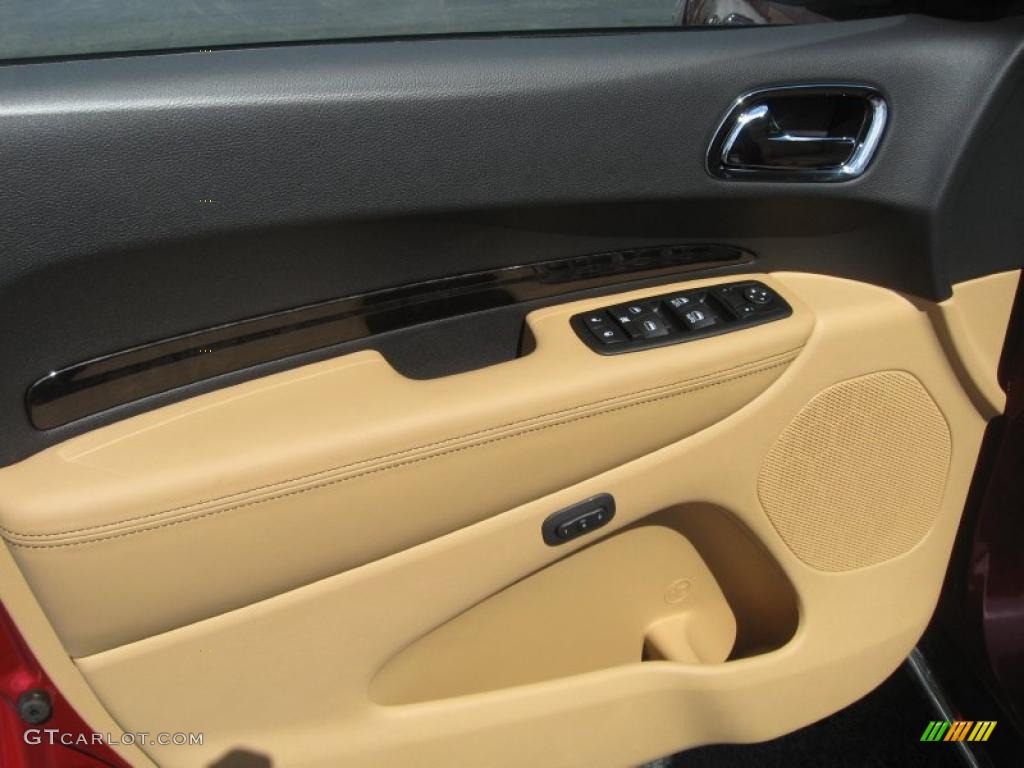 2011 Dodge Durango Citadel Dark Graystone/Medium Graystone Door Panel Photo #48860881