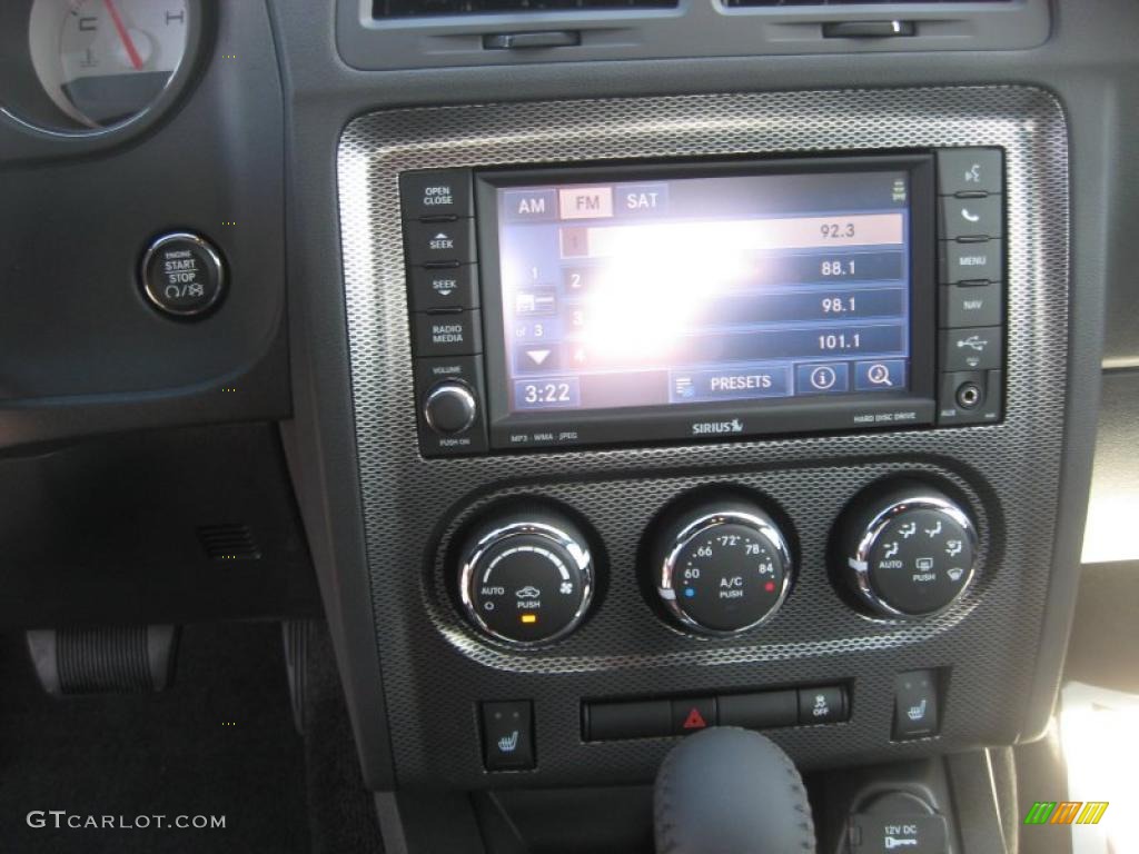 2011 Challenger R/T Classic - Brilliant Black Crystal Pearl / Dark Slate Gray photo #10