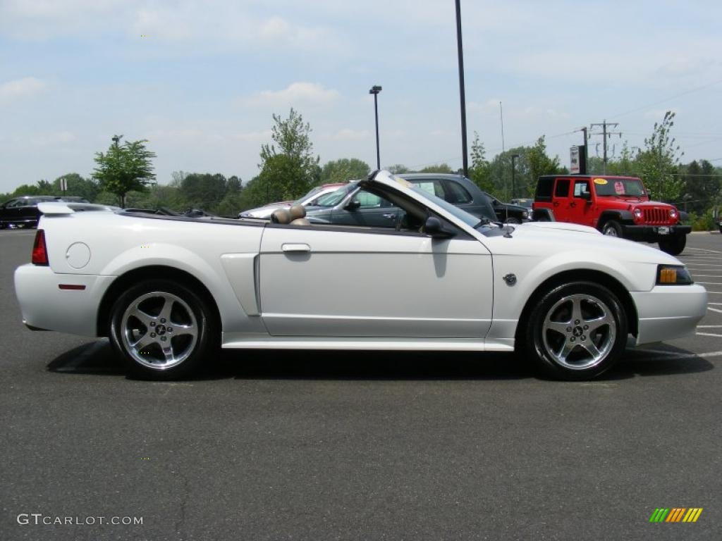 Oxford White 2004 Ford Mustang GT Convertible Exterior Photo #48861610