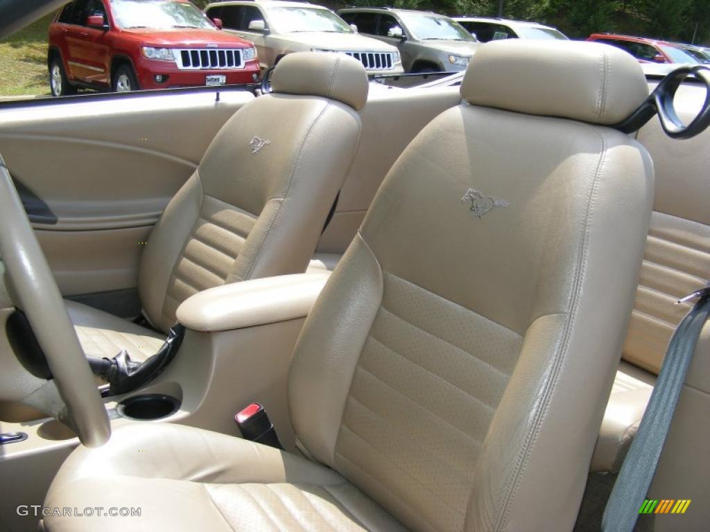 Medium Parchment Interior 2004 Ford Mustang GT Convertible Photo #48861739