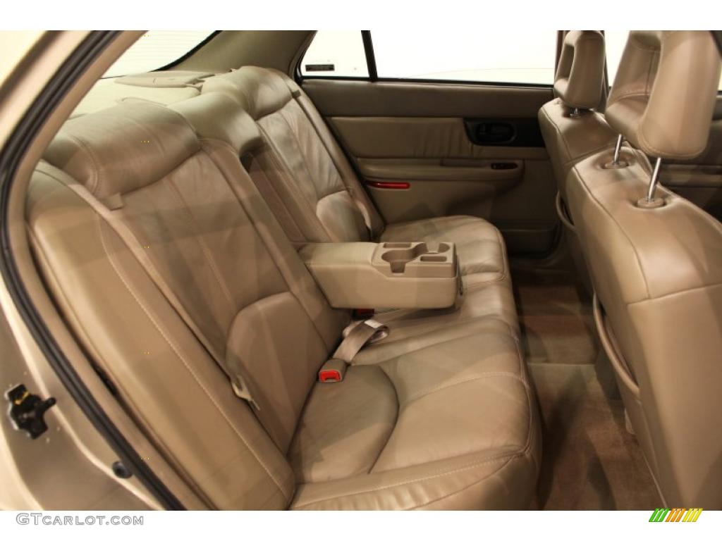 Taupe Interior 2001 Buick Regal LS Photo #48862024