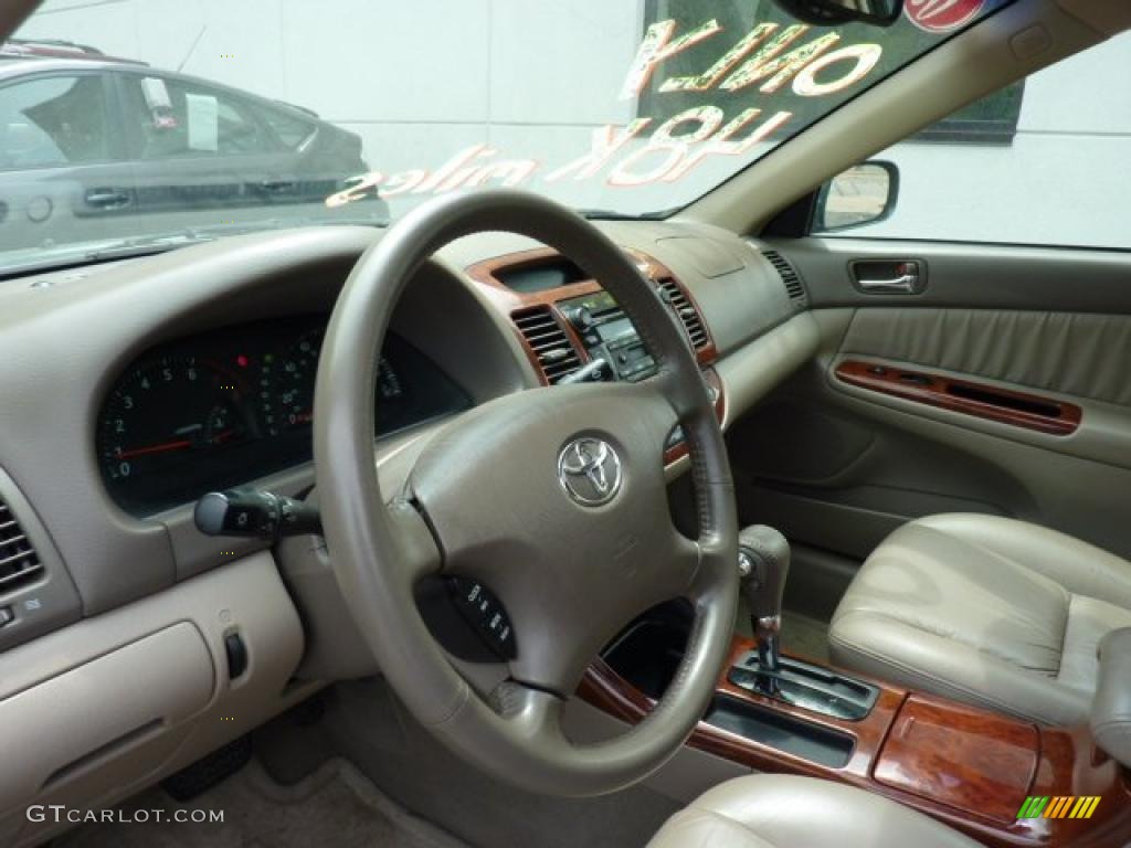 2003 Camry XLE V6 - Aspen Green Pearl / Taupe photo #17