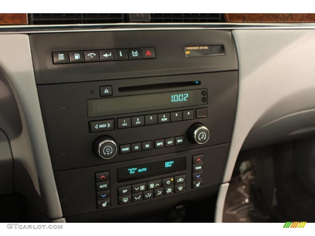 2005 Buick LaCrosse CXS Controls Photo #48862690