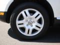 2004 Volkswagen Touareg V8 Wheel and Tire Photo