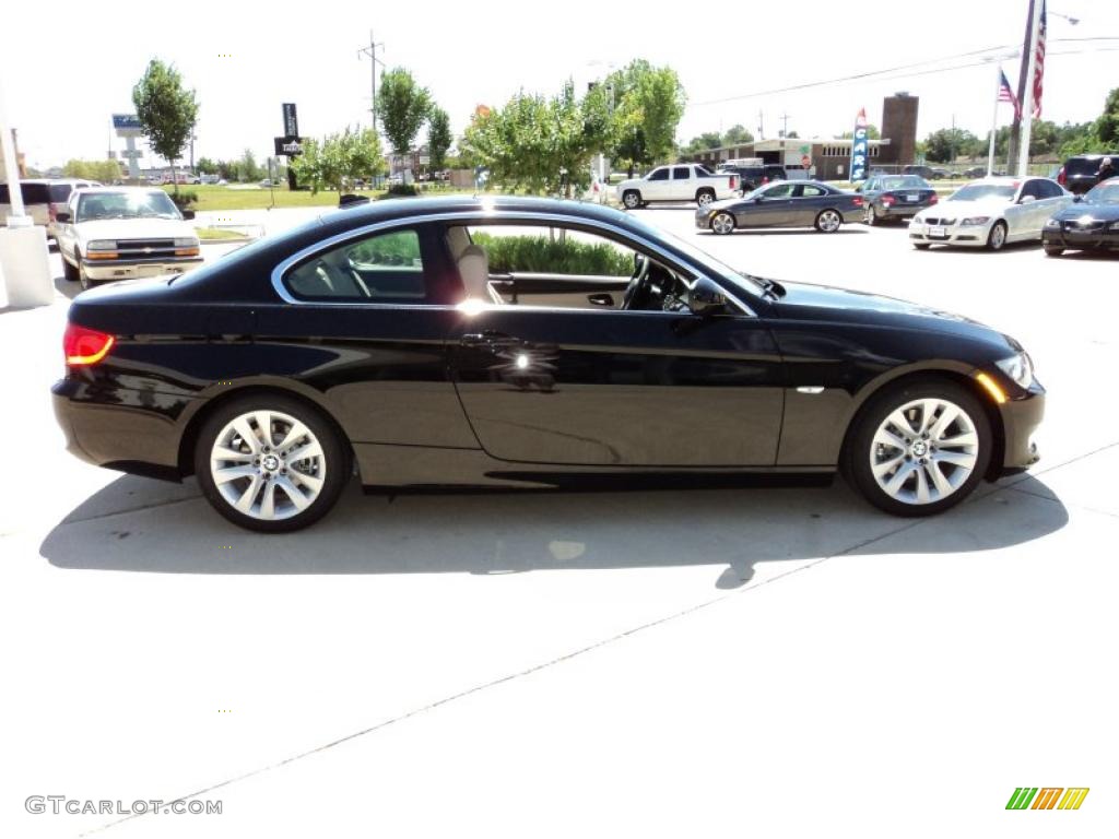 2011 3 Series 328i Coupe - Jet Black / Oyster/Black Dakota Leather photo #4