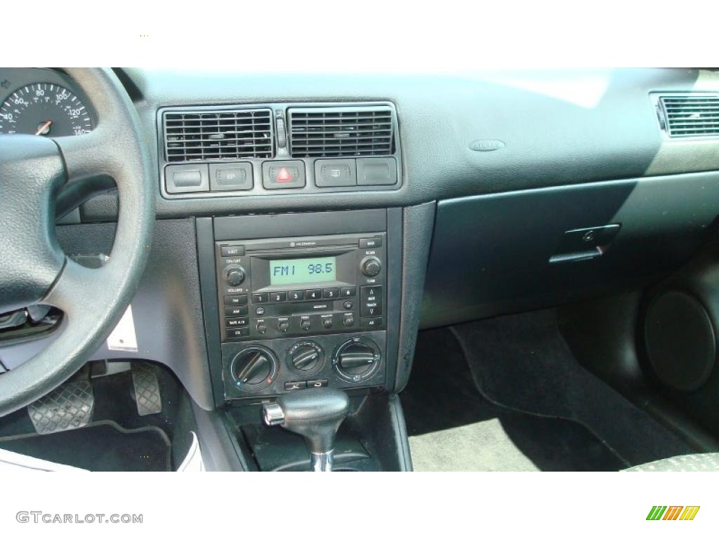 2004 Golf GL 4 Door - Indigo Blue Metallic / Black photo #13