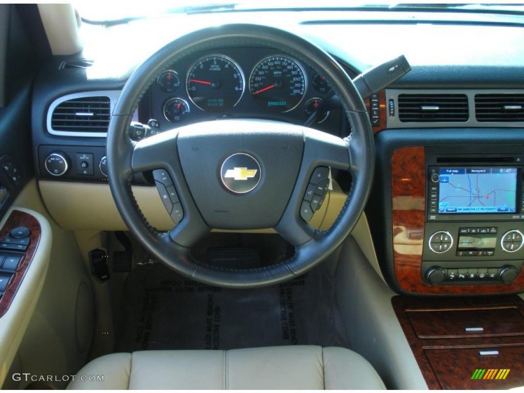 2008 Chevrolet Avalanche LTZ 4x4 Ebony/Light Cashmere Dashboard Photo #48869217