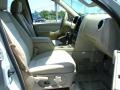 2006 Cashmere Tri-Coat Mercury Mountaineer Premier  photo #16