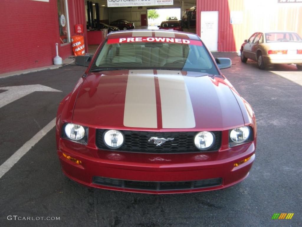 2007 Mustang GT Premium Coupe - Redfire Metallic / Medium Parchment photo #8