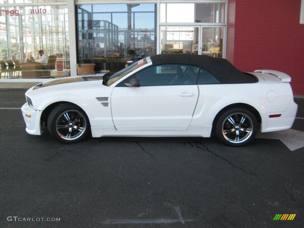 2006 Mustang V6 Premium Convertible - Performance White / Dark Charcoal photo #26