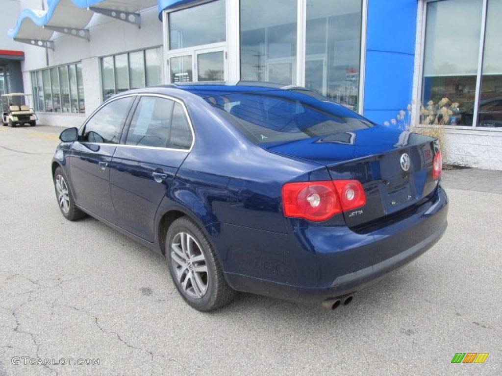 2006 Jetta 2.5 Sedan - Shadow Blue Metallic / Grey photo #4