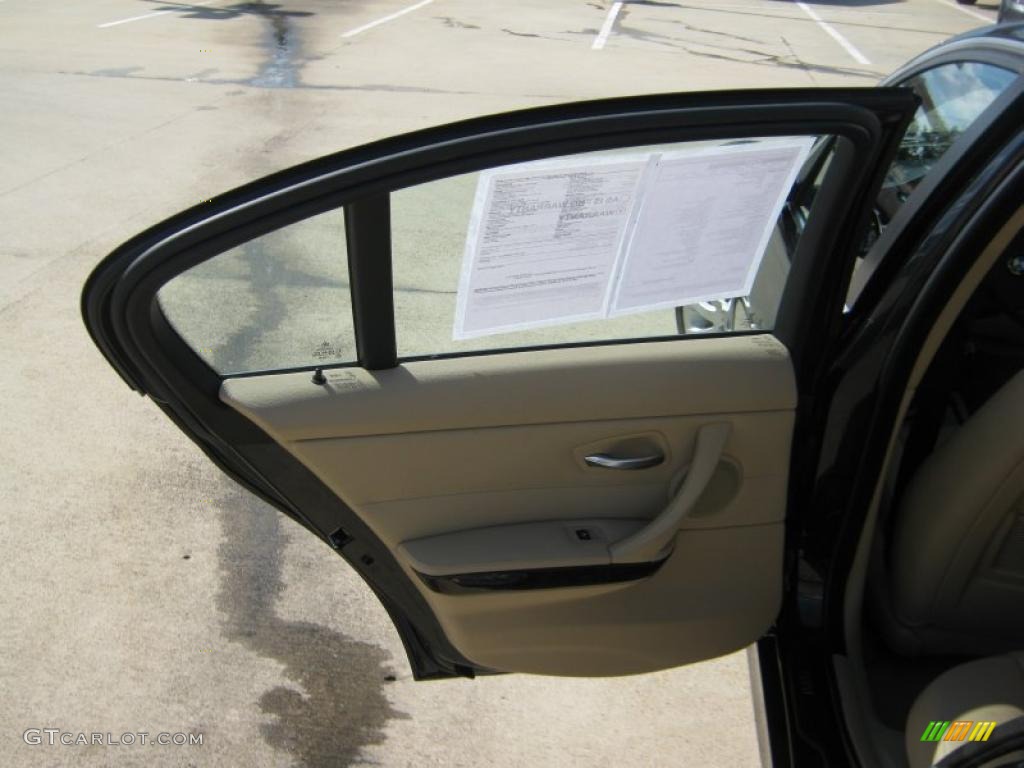 2008 3 Series 335xi Sedan - Black Sapphire Metallic / Beige photo #17